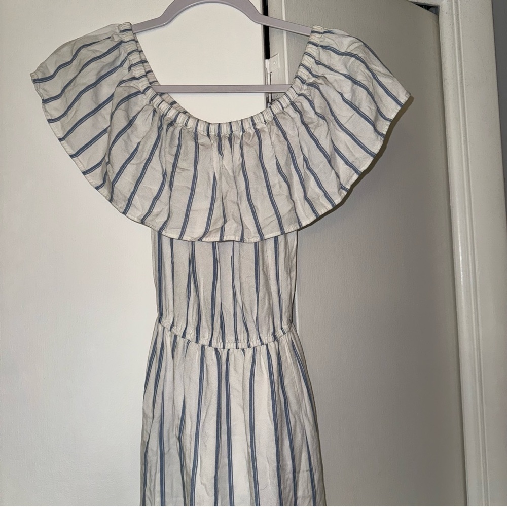 blue and white forever 21 dress